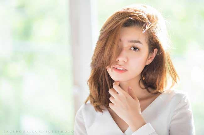 Kiểu Tóc Ngôi Lệch Một Bên quyến rũ