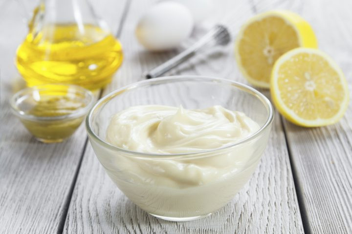 Cách đắp tóc bằng mayonnaise dành cho tóc nhuộm