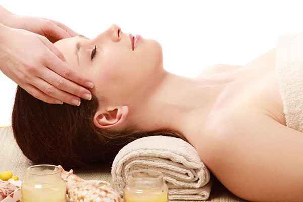 Massage Nhẹ Nhàng Da Đầu