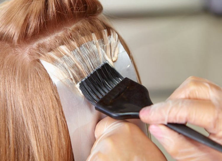 Nhuộm tóc khi mang thai an toàn với sản phẩm tự nhiên