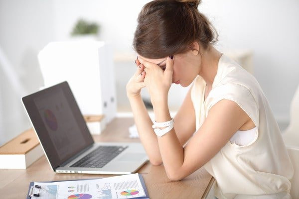 Stress oxy hóa gây ra tình trạng tóc bạc sớm